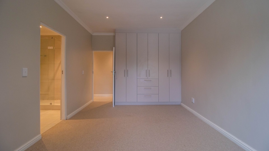 To Let 3 Bedroom Property for Rent in Bishopscourt Western Cape